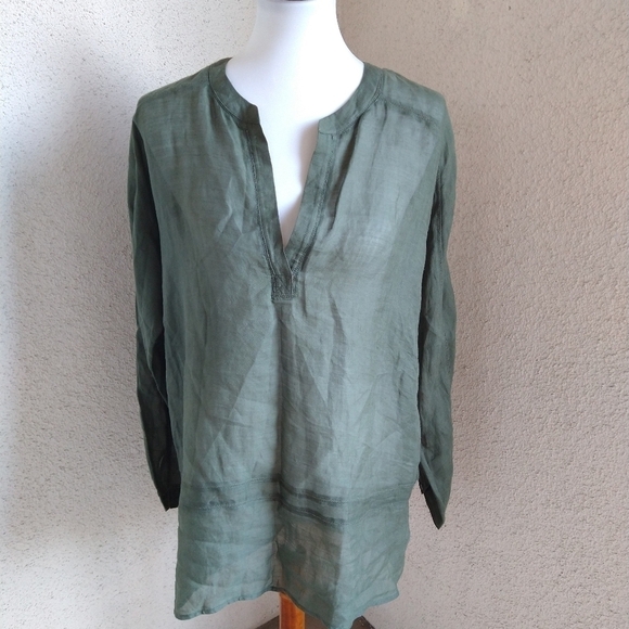 Vince Ramie Tunic - Picture 4 of 10